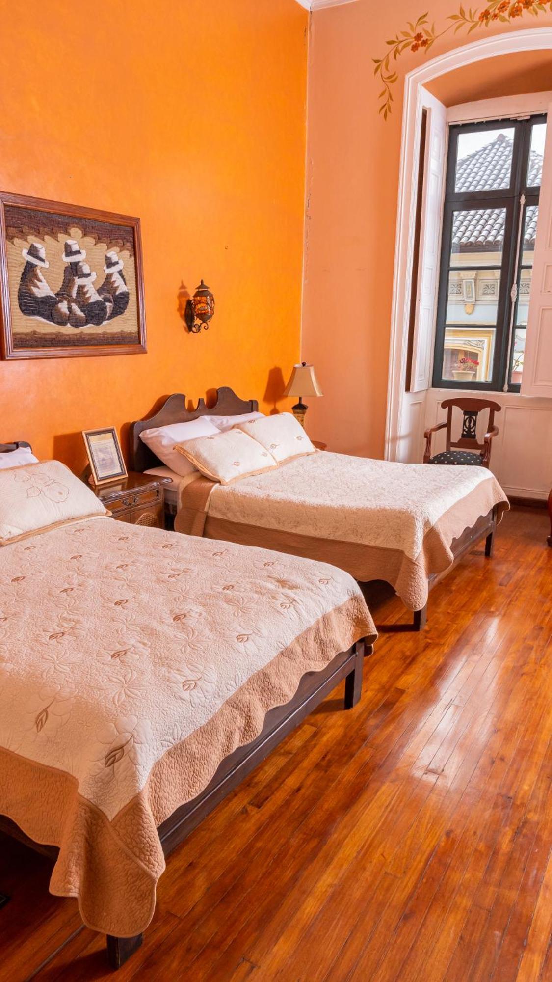 Casa Colonial Quito Hotel Luaran gambar