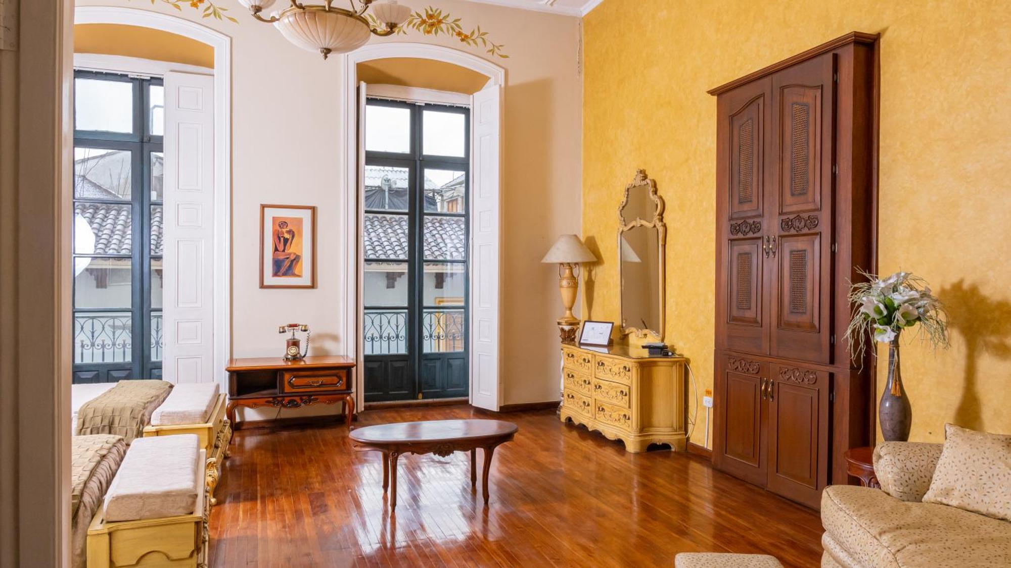 Casa Colonial Quito Hotel Luaran gambar